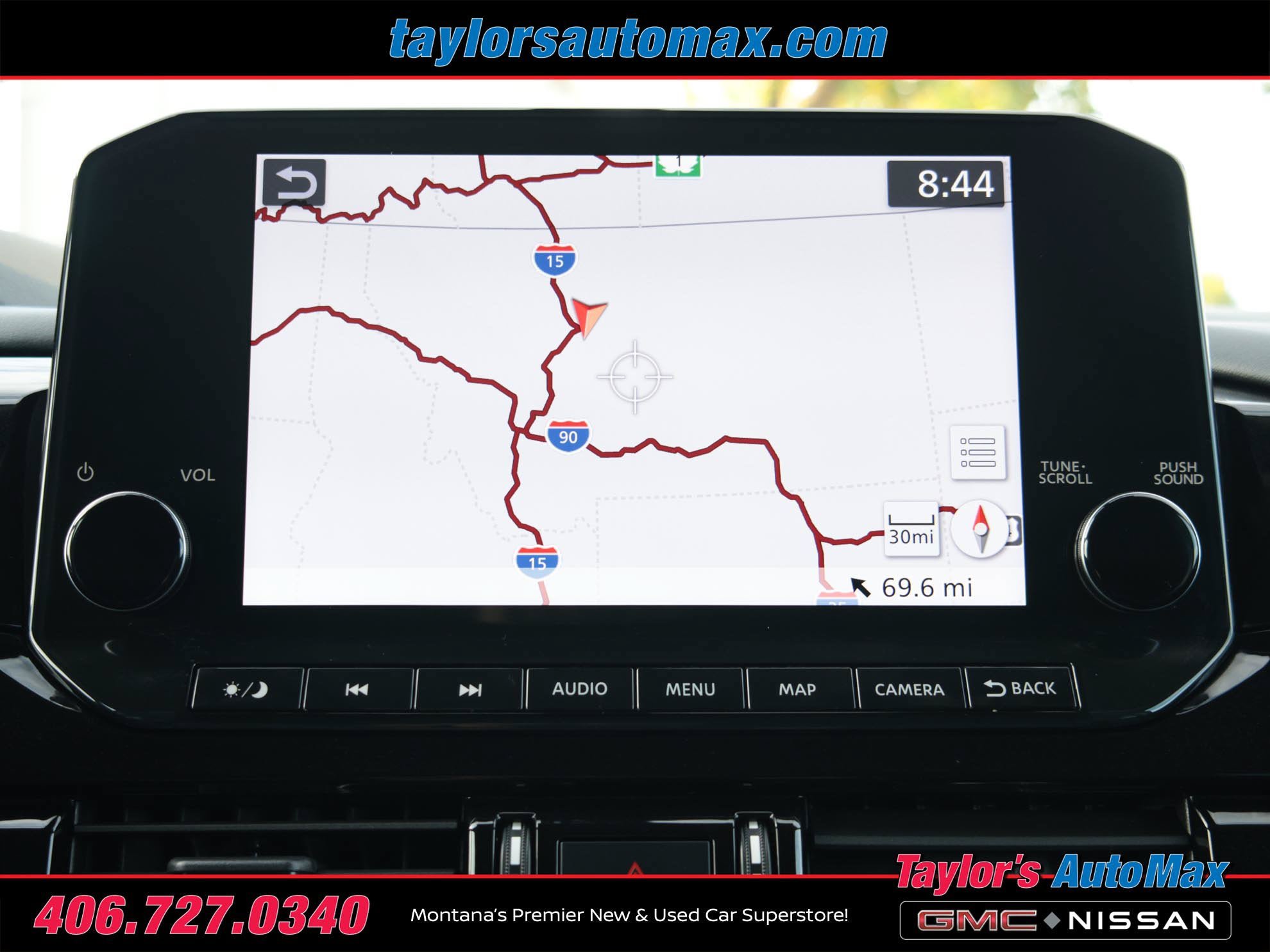 Used 2023 Nissan Pathfinder SL w/ Black Appearance Package AWD/4WD image 16