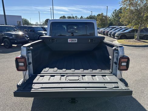 Used 2023 Jeep Gladiator Mojave w/ LED Lighting Group image 18