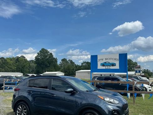 Used 2021 Kia Sportage S w/ S FWD Premium Package image 1
