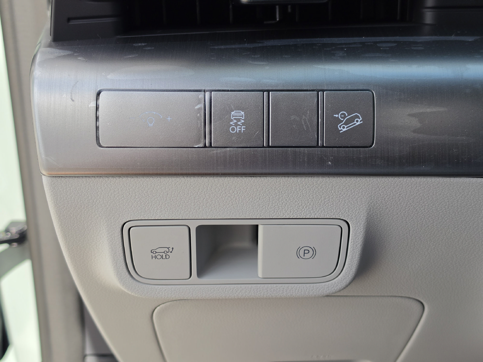 New 2027 Hyundai Kona Limited FWD image 29