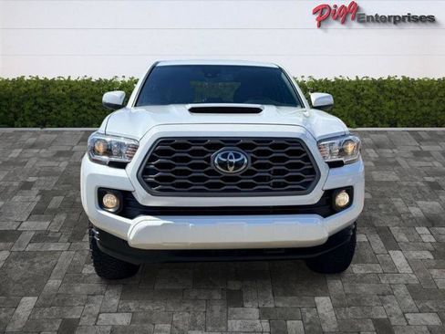 Used 2023 Toyota Tacoma TRD Sport AWD/4WD image 8