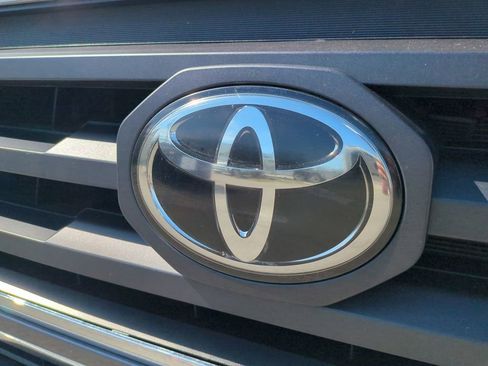 Used 2021 Toyota Tacoma SR5 image 13