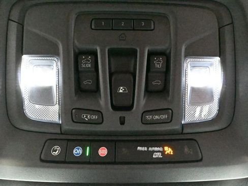 Used 2024 GMC Sierra 3500 Denali Ultimate image 41