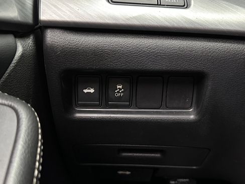 Used 2016 Nissan Maxima 3.5 SV FWD image 23