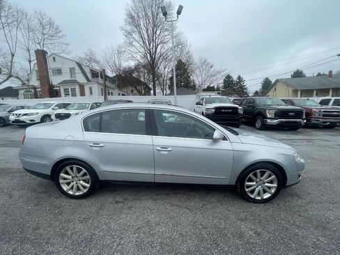 Used 2006 Volkswagen Passat 3.6 image 5