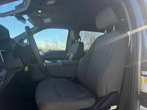 Used 2022 Ford F350 XLT w/ XLT Premium Package image 13