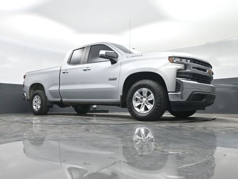 Used 2019 Chevrolet Silverado 1500 LT w/ Texas Edition image 32