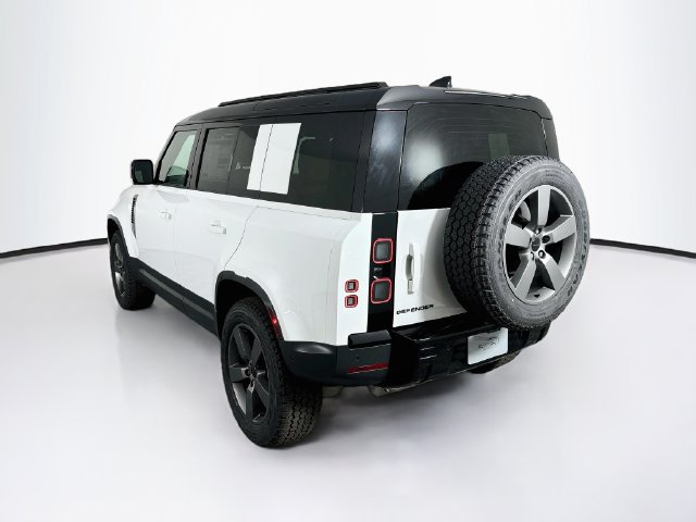 New 2026 Land Rover Defender 110 S AWD/4WD image 7