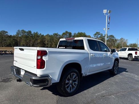 New 2026 Chevrolet Silverado 1500 LT image 3
