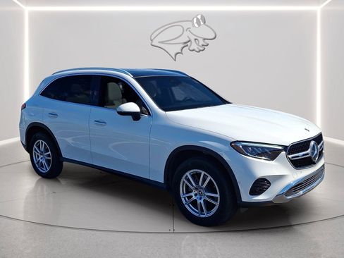 Used 2023 Mercedes-Benz GLC 300 4MATIC image 6
