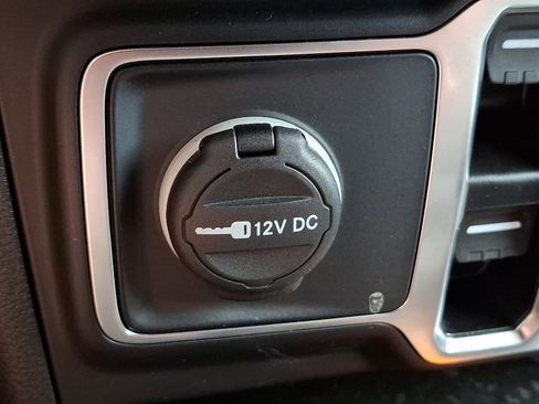 Used 2025 Jeep Gladiator Sport AWD/4WD image 22
