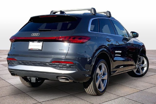 Used 2025 Audi Q5 Premium AWD/4WD image 13