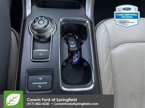 Used 2017 Ford Fusion Platinum image 16