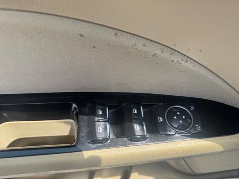 Used 2013 Ford Fusion SE FWD image 10