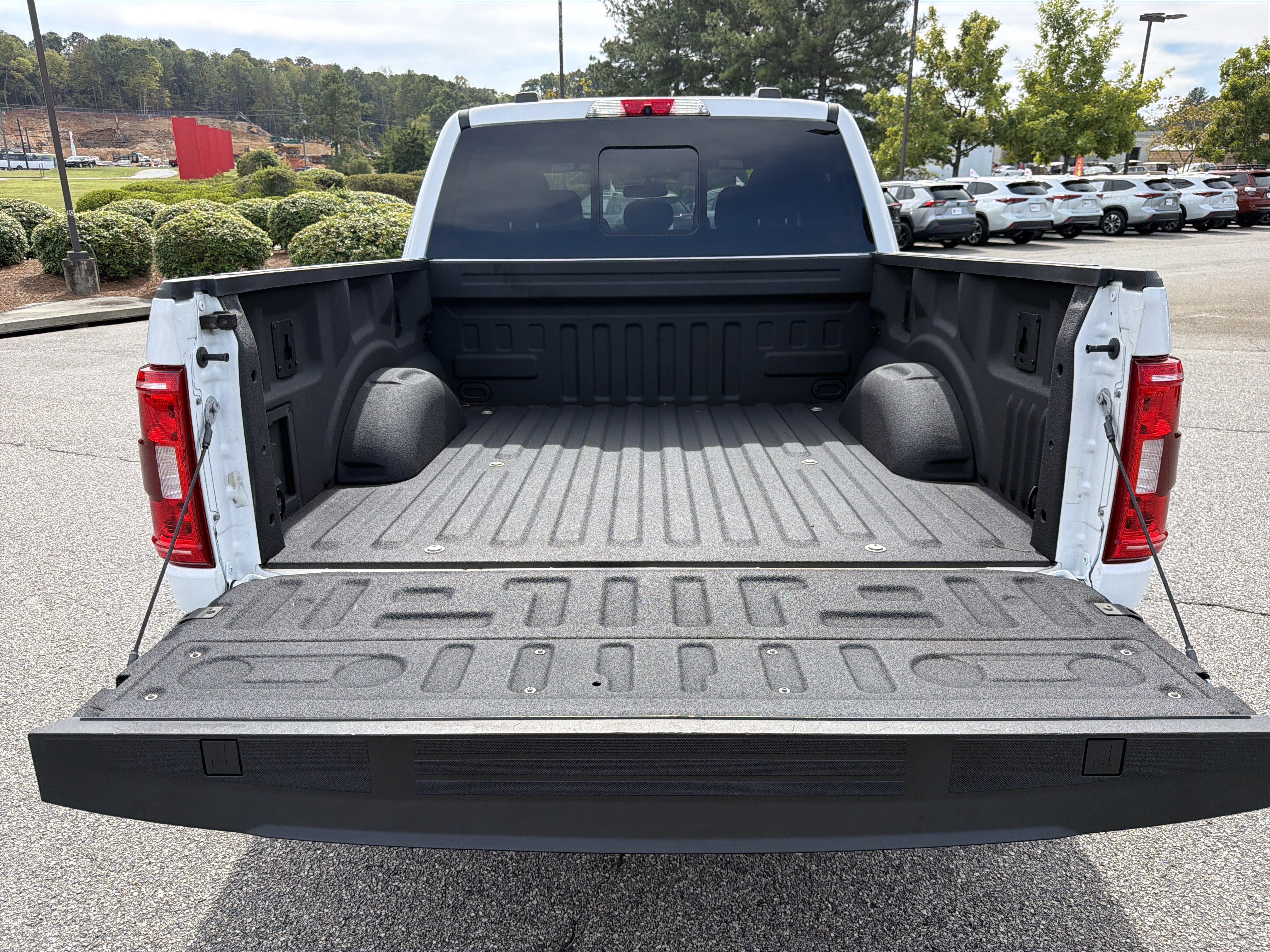 Used 2021 Ford F150 XLT w/ Equipment Group 302A High RWD image 28
