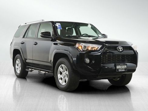 Used 2018 Toyota 4Runner SR5 Premium image 7