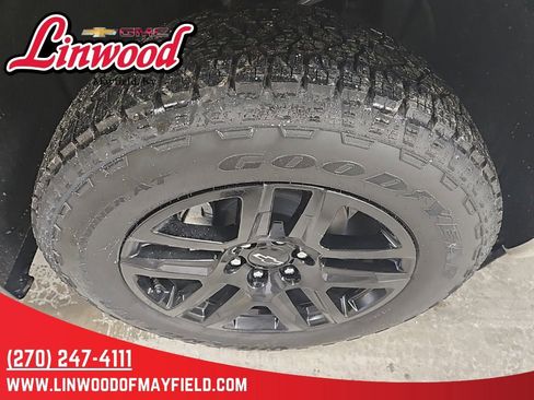 New 2026 Chevrolet Silverado 1500 Custom w/ Turbomax Blackout Package image 9