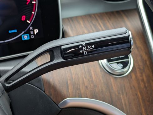 New 2025 Mercedes-Benz C 300 4MATIC Sedan image 25