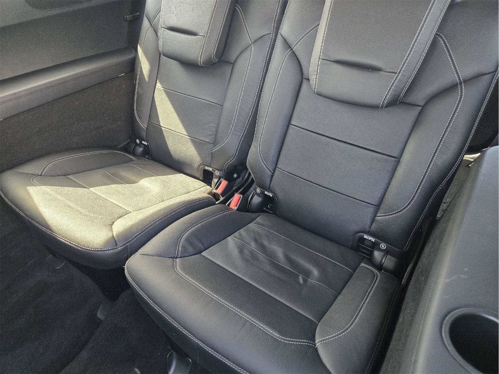 Used 2015 Mercedes-Benz GL 450 4MATIC image 38