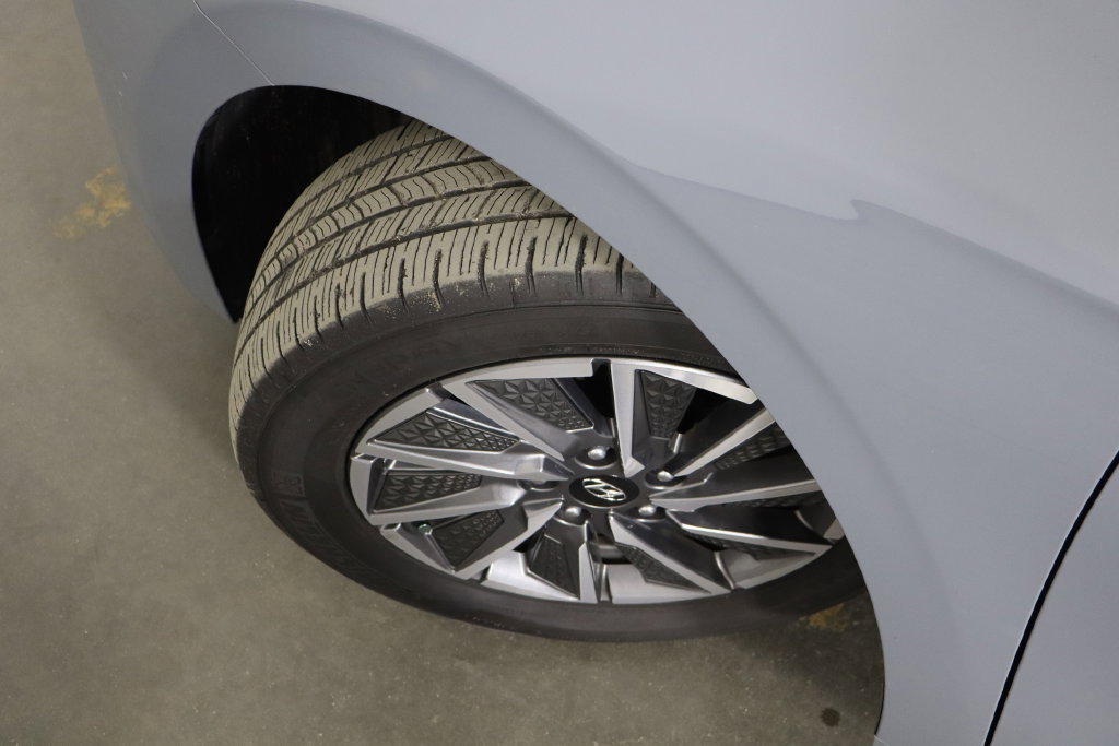 Used 2021 Hyundai Ioniq Limited FWD image 45