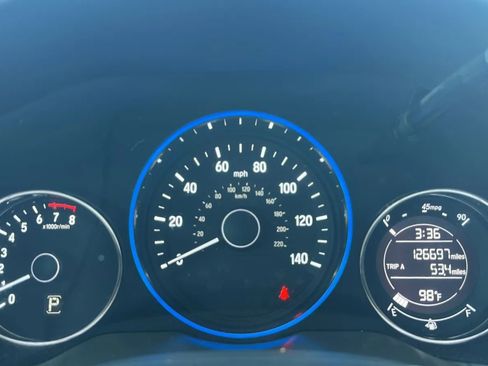 Used 2016 Honda HR-V LX image 12