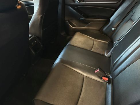 Used 2022 Honda Accord Sport image 5