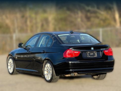 Used 2011 BMW 328i xDrive Sedan image 10