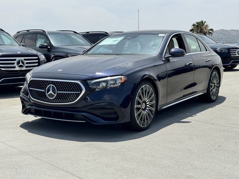 New 2025 Mercedes-Benz E 450 4MATIC Sedan image 6