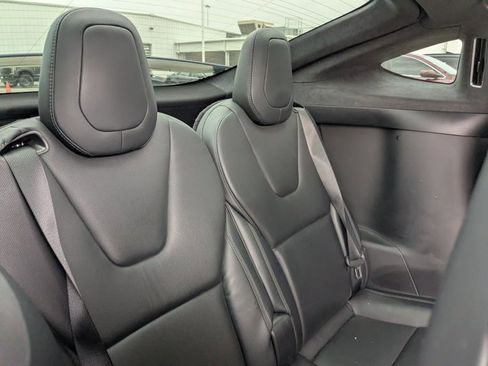 Used 2022 Tesla Model X Plaid image 19