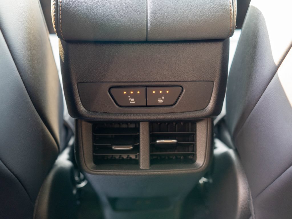 New 2027 GMC Terrain AT4 w/ Convenience Package III AWD/4WD image 13