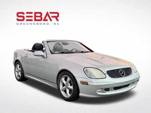 Used 2003 Mercedes-Benz SLK 320 image 3