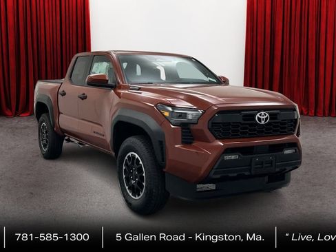New 2025 Toyota Tacoma TRD Off-Road AWD/4WD image 3