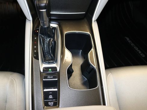 Used 2022 Honda Accord LX image 39