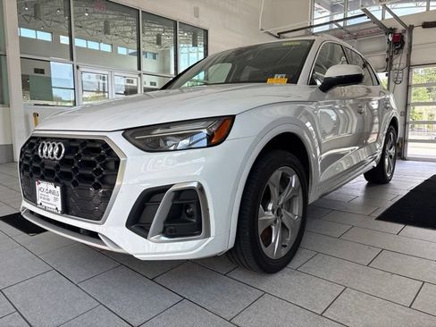 Used 2023 Audi Q5 2.0T Premium Plus w/ Premium Plus Package AWD/4WD image 1