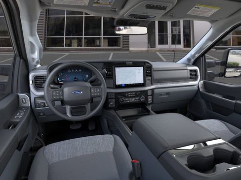 New 2026 Ford F250 XLT w/ XLT Premium Package image 9