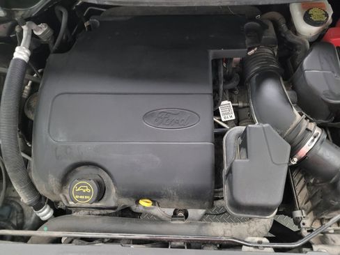 Used 2016 Ford Explorer XLT w/ Equipment Group 202A AWD/4WD image 30