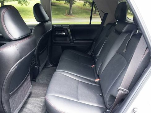 Used 2018 Toyota 4Runner TRD Off-Road Premium image 46