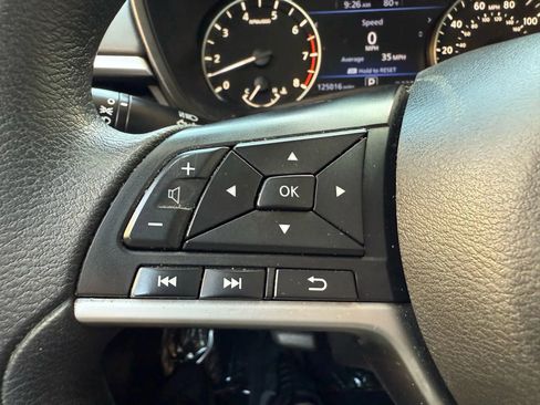 Used 2021 Nissan Altima 2.5 SV image 13