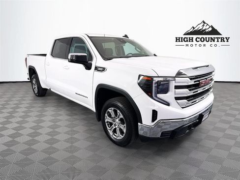 Used 2023 GMC Sierra 1500 SLE w/ X31 Off-Road Package AWD/4WD image 1
