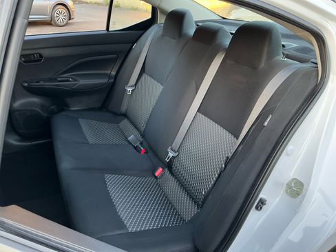 Used 2020 Nissan Versa S image 18