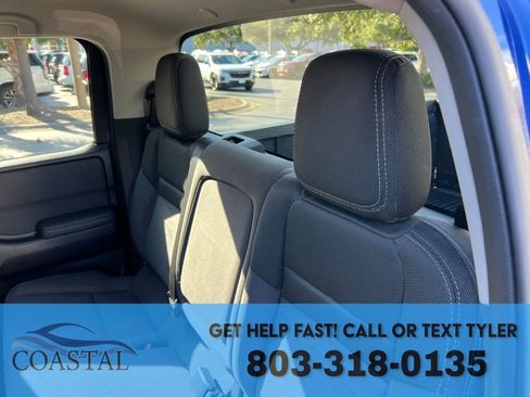 Used 2023 Nissan Frontier SV image 19