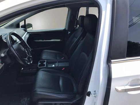 Used 2022 Honda Odyssey EX-L image 2