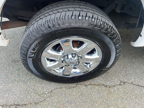 Used 2014 Ford F150 Lariat w/ Equipment Group 502A Luxury image 18