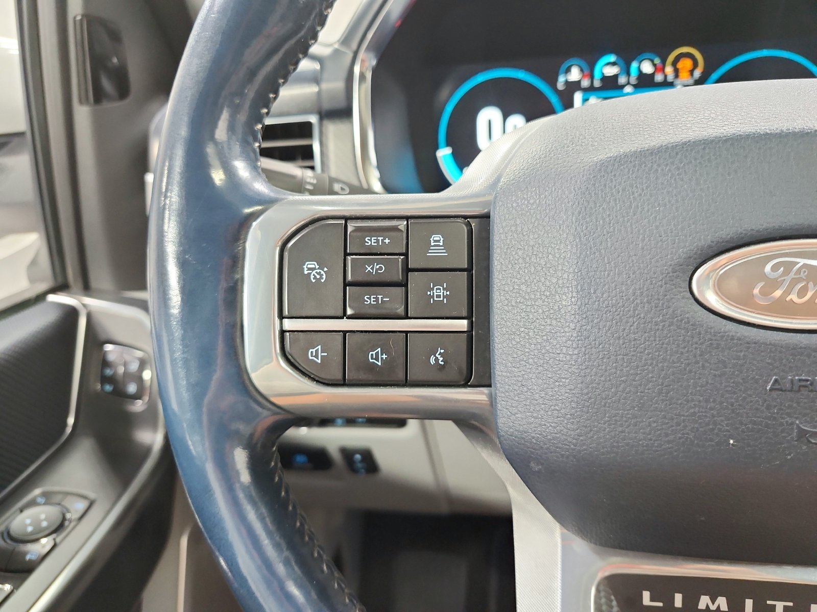 Used 2021 Ford F150 Limited AWD/4WD image 24