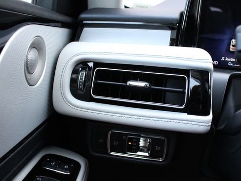 New 2026 Lincoln Aviator Reserve AWD/4WD image 37