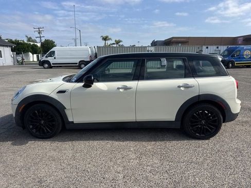Used 2017 MINI Cooper Clubman FWD image 8