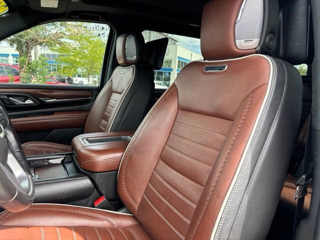 Certified 2023 GMC Yukon XL Denali Ultimate AWD/4WD image 14