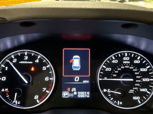 Used 2024 Subaru Crosstrek 2.0i Premium image 15