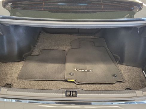 Used 2023 Lexus IS 300 w/ Comfort Package RWD image 11