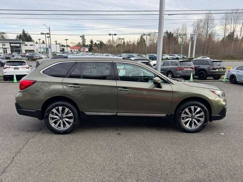 Used 2018 Subaru Outback 2.5i Touring w/ Popular Package #3 image 13